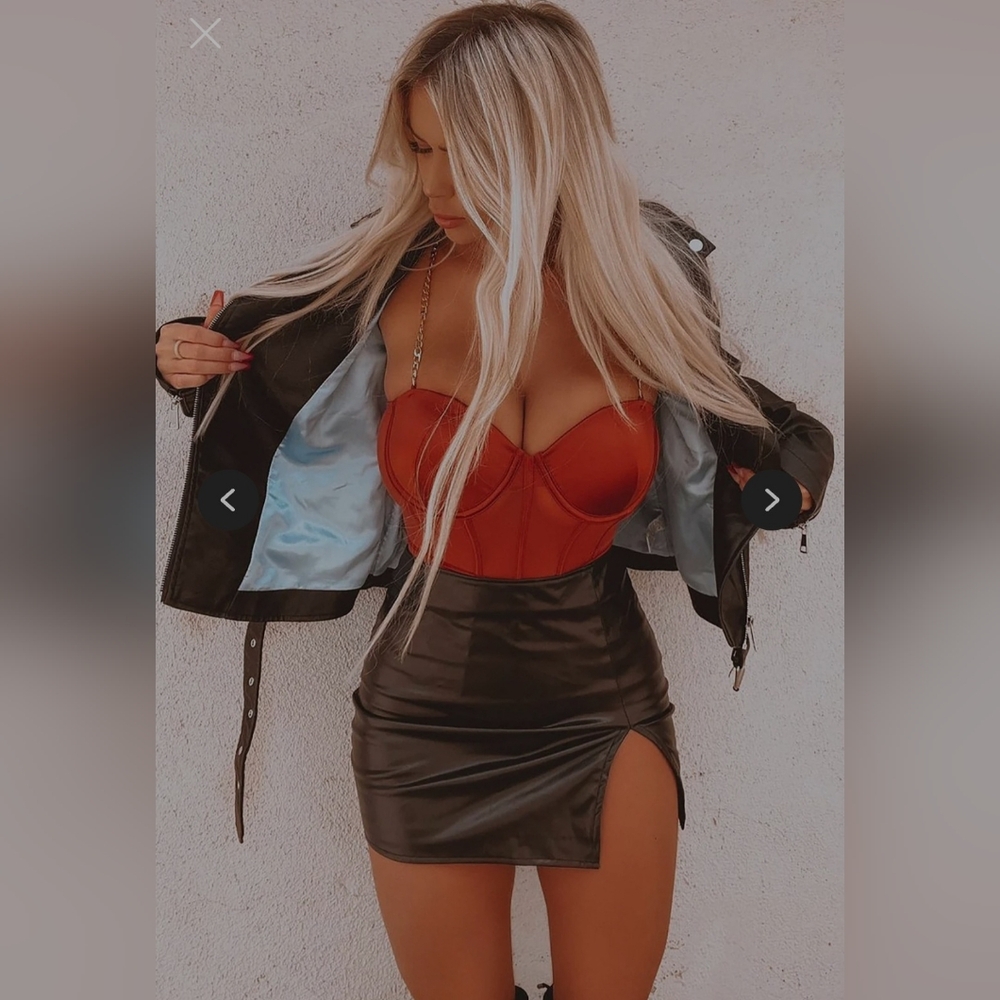 Fashion Nova Sleek Black Mini Skirt - Picture 3 of 9